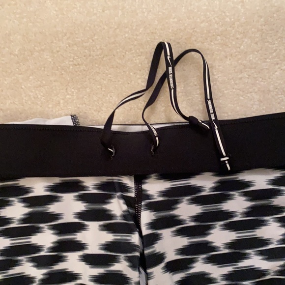 Nike Dri-fit Run Fast Live Fearless Leggings - Picture 4 of 4